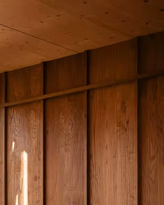 Wall and ceilings